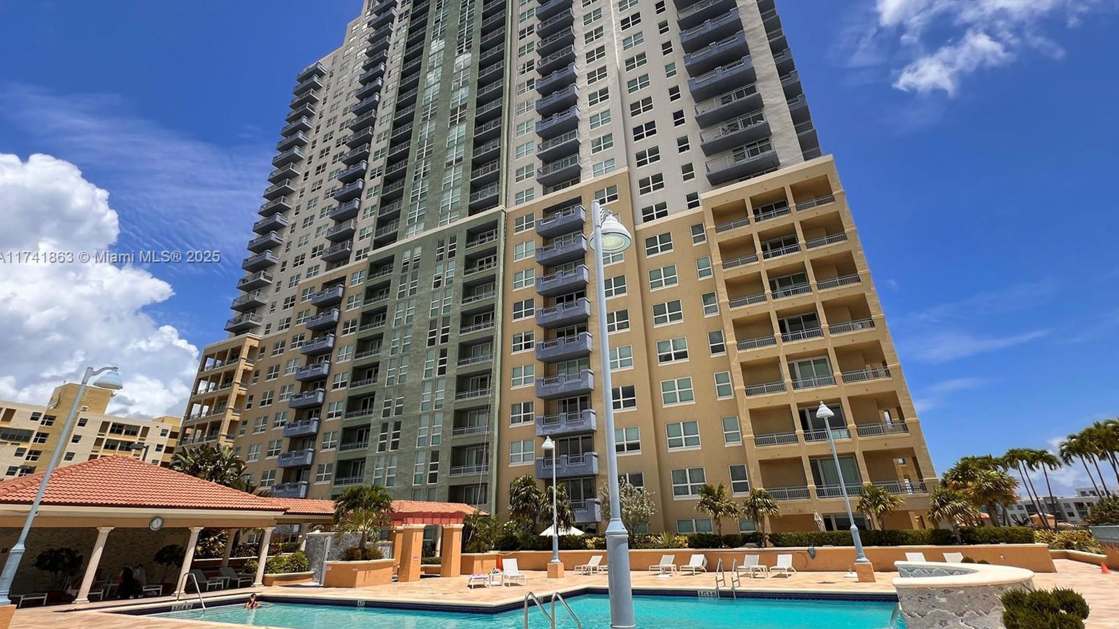 90 Alton Rd Unit 2110, Miami Beach, Florida 33139